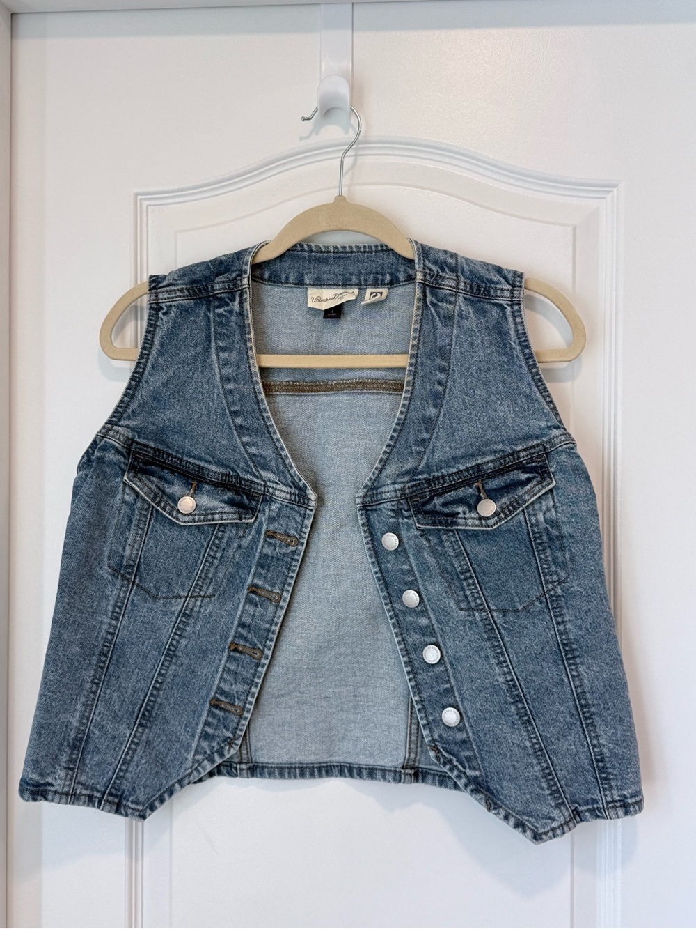 Universal Thread Women's Washed Denim Button-Front Vest in Blue